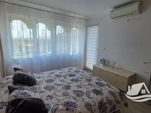 Prodej rodinného domu, Pomorie, Bulharsko, 166 m2