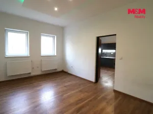 Pronájem bytu 1+1, Karlovy Vary - Rybáře, Sokolovská, 36 m2