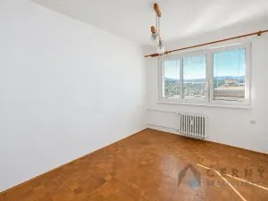 Prodej bytu 2+1, Liberec, Nad Školou, 60 m2