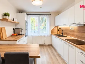 Pronájem bytu 3+1, Cítoliby, B. Němcové, 67 m2