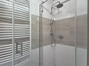 Pronájem obchodního prostoru, Liberec - Liberec VII-Horní Růžodol, Karoliny Světlé, 33 m2