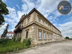 Prodej komerční nemovitosti, Městec Králové, T. G. Masaryka, 2550 m2