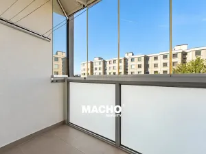 Pronájem bytu 3+kk, Praha - Modřany, Poljanovova, 65 m2