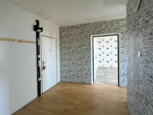 Pronájem bytu 2+1, Chomutov, Zahradní, 51 m2