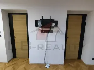 Pronájem bytu 2+1, Kolín, Kpt. Jaroše, 70 m2