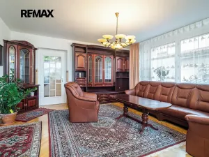 Prodej vily, Slaný, Máchova, 352 m2