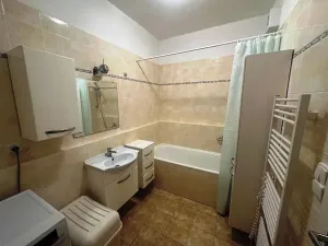 Pronájem bytu 2+kk, Praha - Horní Počernice, Božanovská, 66 m2