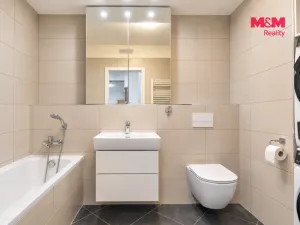 Prodej bytu 1+kk, Praha, Stočesova, 35 m2