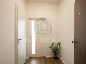 Pronájem bytu 2+kk, Pardubice, třída Míru, 52 m2
