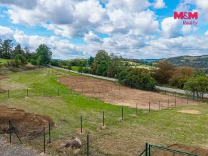 Pronájem zahrady, Milešov, 770 m2