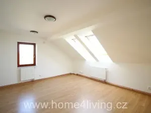 Pronájem rodinného domu, Říčky, 193 m2