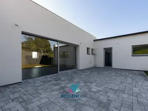 Prodej rodinného domu, Dubí, V Aleji, 206 m2