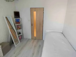 Prodej bytu 3+1, Rožmitál pod Třemšínem, Komenského, 80 m2