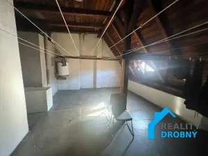 Pronájem bytu 1+kk, Děčín, Nerudova, 20 m2