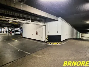 Pronájem garážového stání, Brno, Příkop, 12 m2