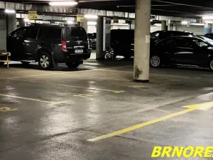 Pronájem garážového stání, Brno, Příkop, 12 m2
