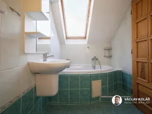 Prodej rodinného domu, Stěžery, Lipová, 196 m2