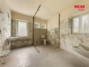 Prodej rodinného domu, Arnoltice, 346 m2
