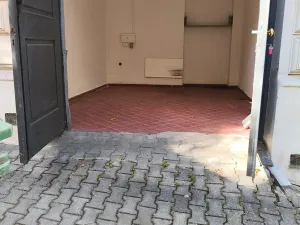Pronájem garáže, Karlovy Vary, Moravská, 15 m2