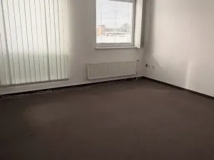 Pronájem kanceláře, Pardubice, Milheimova, 141 m2