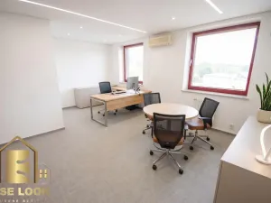 Prodej kanceláře, Havířov - Šumbark, U Nádraží, 748 m2