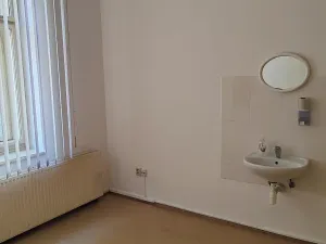Pronájem ordinace, Jablonec nad Nisou, Liberecká, 73 m2