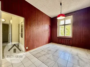 Prodej bytu 3+1, Praha - Libeň, náměstí Dr. Václava Holého, 102 m2