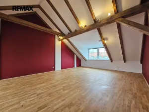 Pronájem atypického bytu, Praha - Vršovice, Čeljabinská, 110 m2