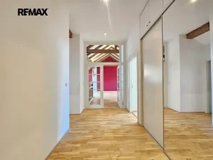 Pronájem atypického bytu, Praha - Vršovice, Čeljabinská, 110 m2