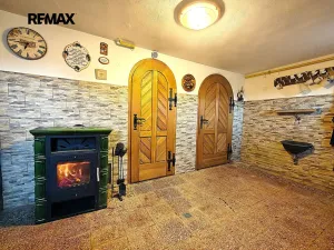 Prodej vinného sklepa, Dambořice, 86 m2