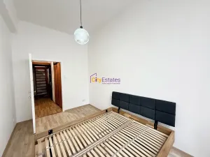 Prodej bytu 2+kk, Praha - Holešovice, Veverkova, 52 m2