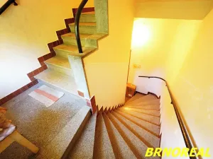 Prodej podílu rodinného domu, Brno, Šmejkalova, 195 m2