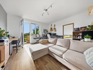 Prodej bytu 2+1, Rosice, 67 m2