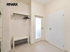 Prodej bytu 2+kk, Praha - Vršovice, 28. pluku, 51 m2