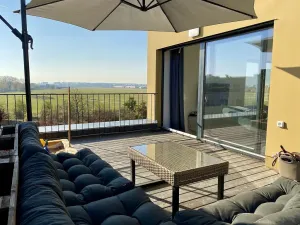 Pronájem bytu 3+kk, Praha - Kbely, Plzákova, 137 m2
