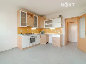 Pronájem bytu 2+kk, České Budějovice, J. Opletala, 35 m2