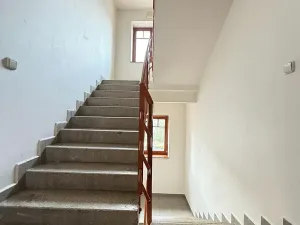 Pronájem bytu 1+1, Chomutov, Kadaňská, 45 m2
