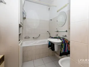 Prodej bytu 2+1, Karlovy Vary - Drahovice, Blahoslavova, 91 m2