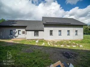 Prodej vícegeneračního domu, Žeretice, 320 m2