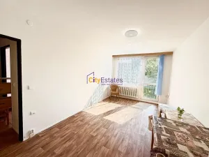 Prodej bytu 2+kk, Praha - Kobylisy, Chabařovická, 45 m2