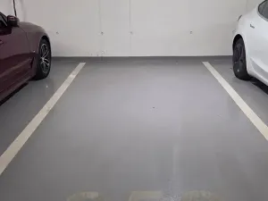 Pronájem garáže, Praha - Libeň, Kurta Konráda, 15 m2