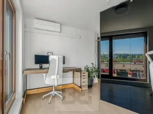 Prodej bytu 4+kk, Praha - Holešovice, V háji, 106 m2