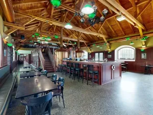 Dražba restaurace, Praha - Holešovice, Jankovcova, 1096 m2