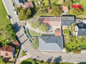 Prodej obchodního prostoru, Hradec Králové - Svinary, Podhůrská, 633 m2