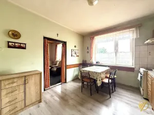 Prodej rodinného domu, Cerhenice, Na vinici, 188 m2