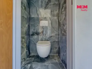 Prodej obchodního prostoru, Toužim, Plzeňská, 561 m2