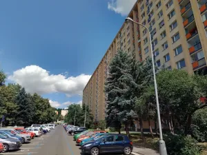Pronájem bytu 3+1, Praha - Kobylisy, Slancova, 75 m2