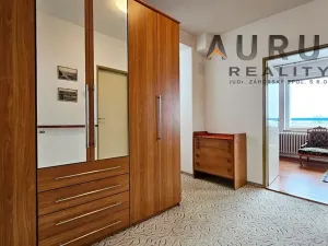Pronájem bytu 4+1, Praha - Břevnov, Na Petřinách, 105 m2
