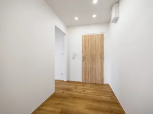 Prodej bytu 2+kk, Praha - Chodov, Petýrkova, 55 m2