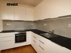 Pronájem bytu 4+kk, Jeneč, Lidická, 96 m2